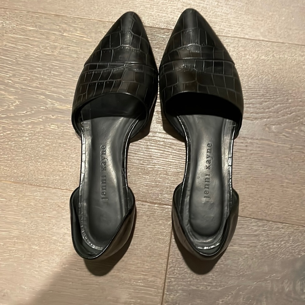 Jenni Kayne black leather flats